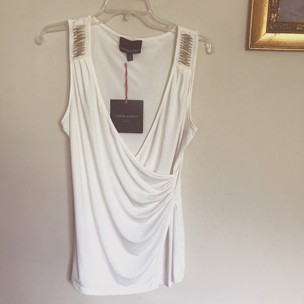 NEW NWOT Wrap Top w/Gold Beaded Embellished Shoulders. Off White. Medium.